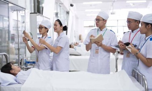 Điểm chuẩn ngành Điều dưỡng các trường mới nhất